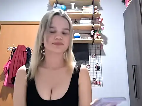 JodyMichniak online show from 6, 3, 2026