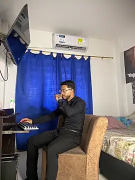 Kenny romano online show from 8, 3, 2026