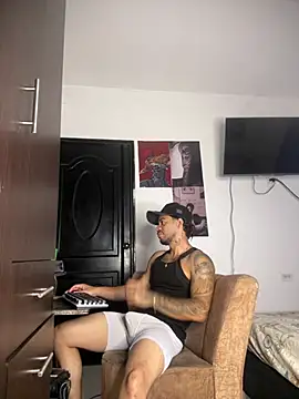 Snapshot of Kenny_romano chatting on 13, 7, 2026 Kenny romano online show from 13, 7, 2026