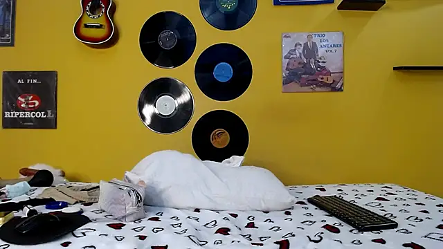 lilithevil32 online show from 19, 3, 2026