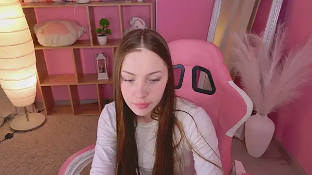 I m Regina online show from 27, 3, 2026