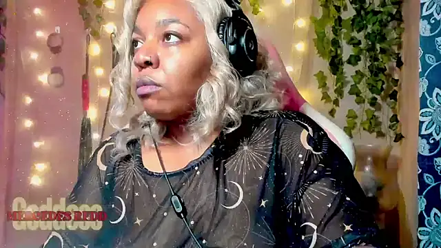 Goddess MercedesRedd online show from 14, 6, 2026