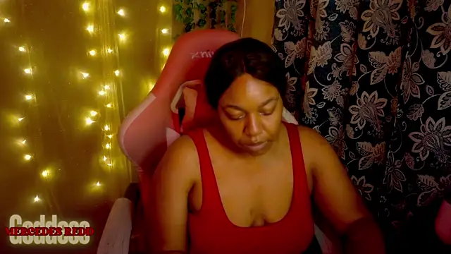 Goddess MercedesRedd online show from 25, 7, 2026