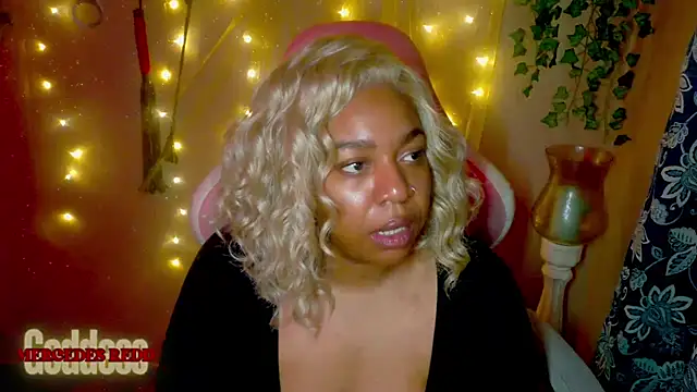 Goddess MercedesRedd online show from 26, 6, 2026