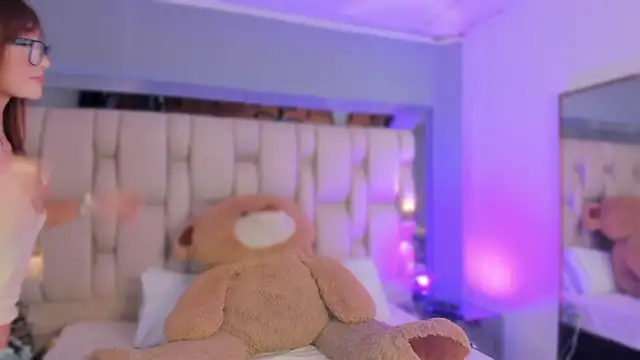 FoxxxyPink online show from 20, 5, 2026