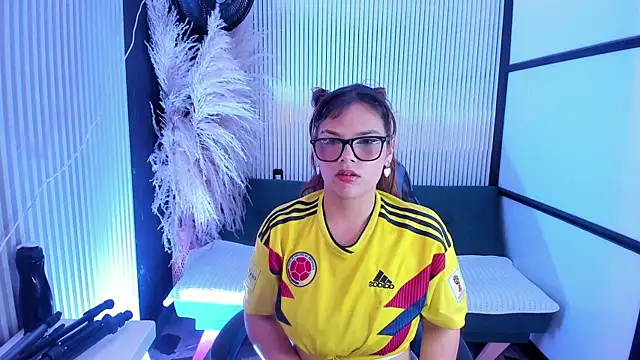 kittyBlossom 1 online show from 23, 6, 2026