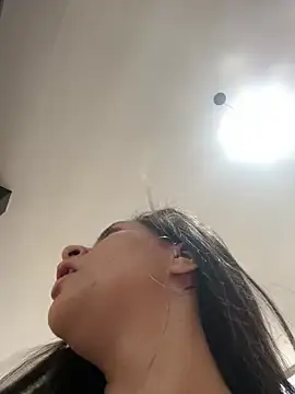 Geovana blan online show from 13, 4, 2026