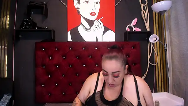 Sarah  Moonx online show from 14, 5, 2026