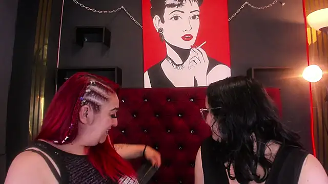 Snapshot of Sarah__Moonx chatting on 12, 6, 2026 Sarah Moonx online show from 12, 6, 2026