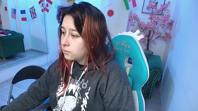 Snapshot of TarlyWho chatting on 15, 7, 2026 TarlyWho online show from 15, 7, 2026