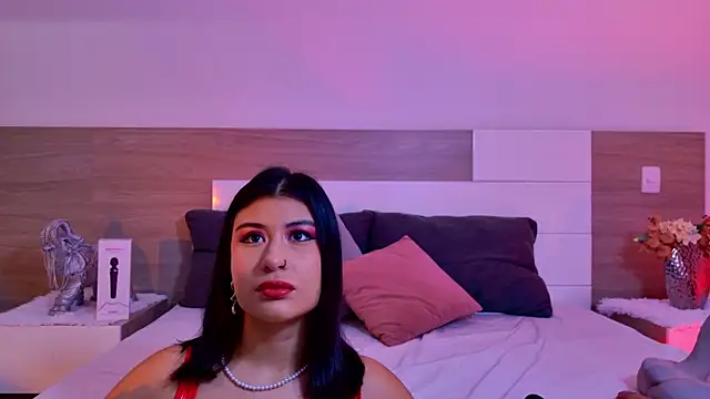 DaphneWayne online show from 17, 4, 2026