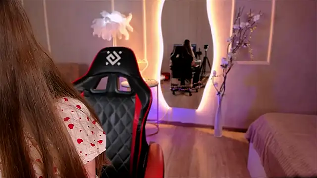 XAnytikKetX online show from 19, 3, 2026