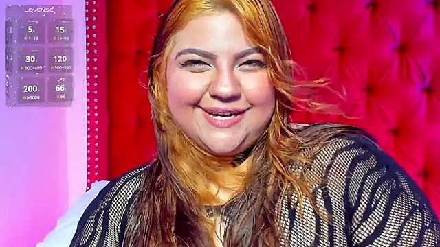 Snapshot of SunnyHoney_ chatting on 10, 6, 2026 SunnyHoney online show from 10, 6, 2026