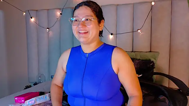 Snapshot of AmatistaSky__ chatting on 10, 7, 2026 AmatistaSky online show from 10, 7, 2026