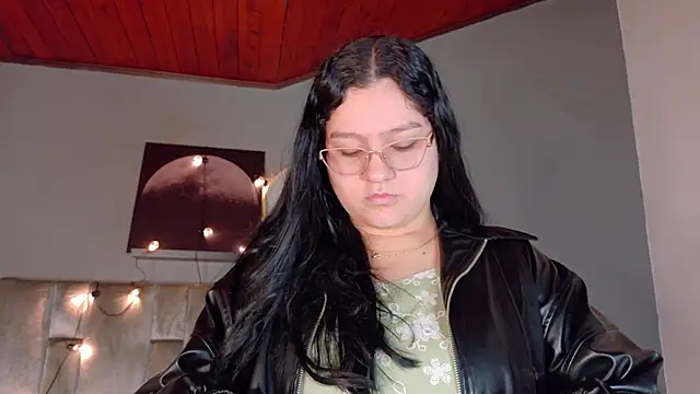 Snapshot of AmatistaSky__ chatting on 12, 6, 2026 AmatistaSky online show from 12, 6, 2026