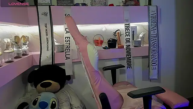 CherrySeraphine1 online show from 9, 4, 2026