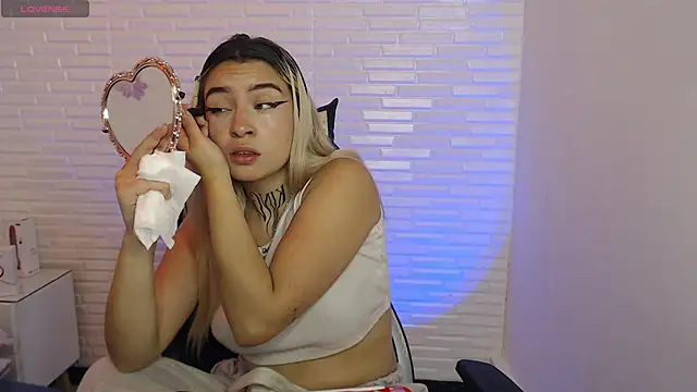 Tamaraa velez online show from 13, 3, 2026