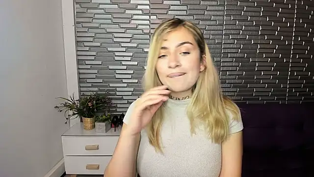 Tamaraa velez online show from 28, 4, 2026