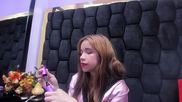 ZoeBarbiee online show from 9, 4, 2026