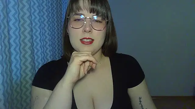 ClaraHard online show from 13, 4, 2026