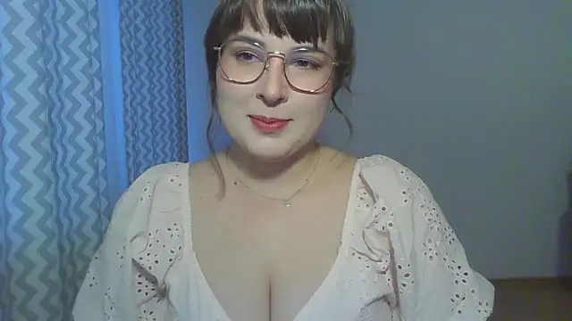 ClaraHard online show from 10, 6, 2026