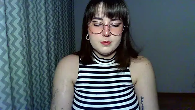 ClaraHard online show from 4, 7, 2026