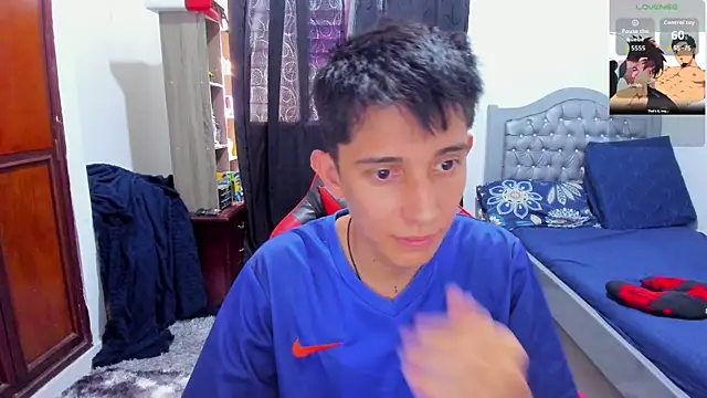gomitaboy1 online show from 15, 5, 2026
