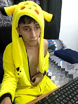 gomitaboy1 online show from 13, 4, 2026