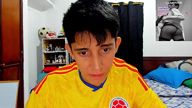 Snapshot of gomitaboy1 chatting on 17, 7, 2026 gomitaboy1 online show from 17, 7, 2026