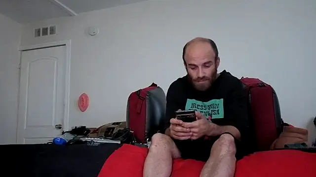 Snapshot of CirclingClass chatting on 30, 11, 2025 CirclingClass online show from 30, 11, 2025