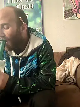 Snapshot of CirclingClass chatting on 27, 11, 2025 CirclingClass online show from 27, 11, 2025