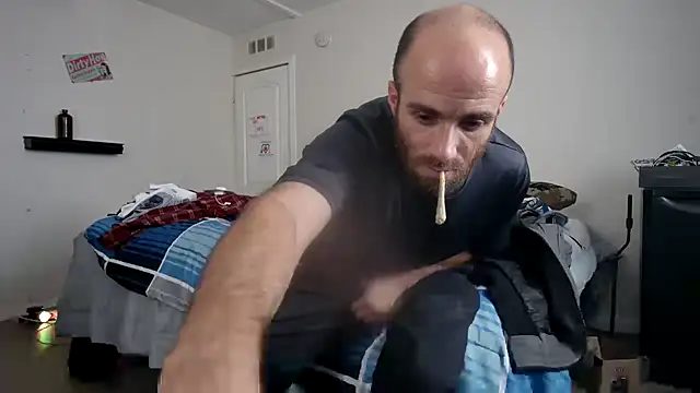 Snapshot of CirclingClass chatting on 3, 12, 2024 CirclingClass online show from 3, 12, 2024