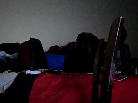 Snapshot of CirclingClass chatting on 1, 11, 2025 CirclingClass online show from 1, 11, 2025