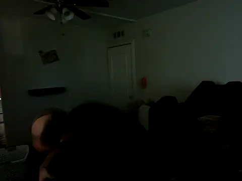 Snapshot of CirclingClass chatting on 8, 9, 2025 CirclingClass online show from 8, 9, 2025