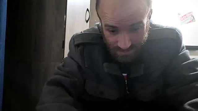 Snapshot of CirclingClass chatting on 22, 11, 2025 CirclingClass online show from 22, 11, 2025