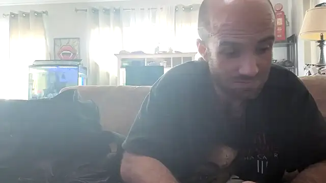 Snapshot of CirclingClass chatting on 22, 10, 2025 CirclingClass online show from 22, 10, 2025