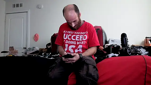 Snapshot of CirclingClass chatting on 4, 10, 2025 CirclingClass online show from 4, 10, 2025