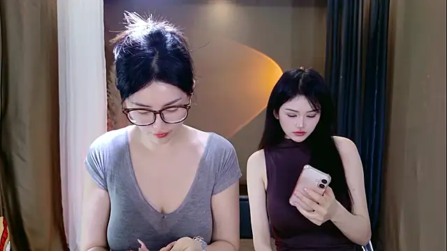 Snapshot of Banana-Milk69 chatting on 27, 6, 2026 Banana-Milk69 online show from 27, 6, 2026