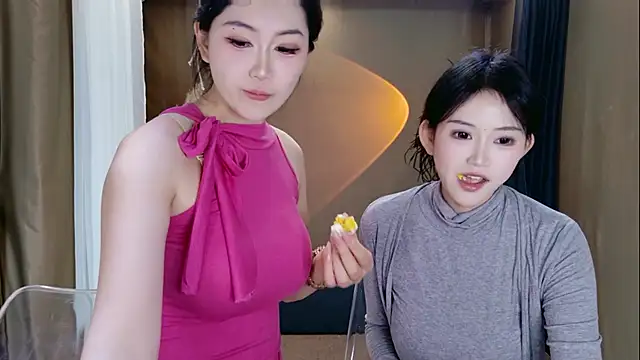 Banana-Milk69 online show from 4, 6, 2026
