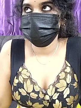 Snapshot of Sunitha28 chatting on 4, 3, 2026 Sunitha28 online show from 4, 3, 2026