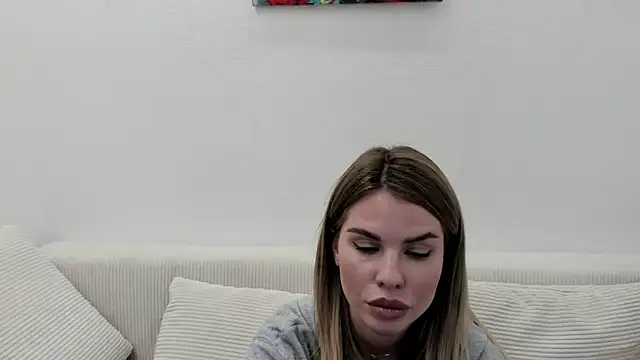 MollyCem online show from 15, 3, 2026