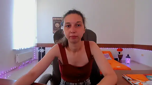 Snapshot of Ellina_Star chatting on 7, 7, 2026 Ellina Star online show from 7, 7, 2026