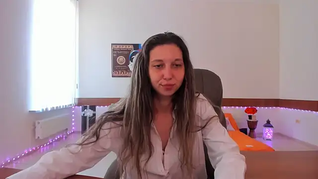 Snapshot of Ellina_Star chatting on 12, 6, 2026 Ellina Star online show from 12, 6, 2026