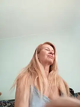 ViktoriaSexi1 online show from 14, 3, 2026