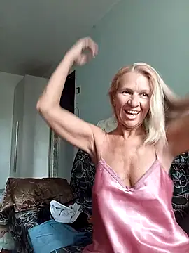 ViktoriaSexi1 online show from 11, 5, 2026