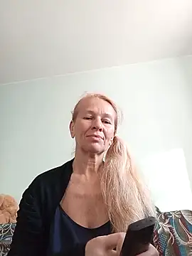 ViktoriaSexi1 online show from 15, 4, 2026