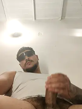 BadboyDirty1 online show from 7, 5, 2026