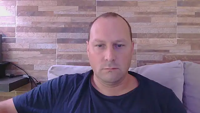 lustonfan online show from 10, 4, 2026