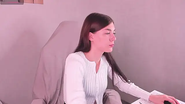 Snapshot of LunaRossaa chatting on 20, 7, 2026 LunaRossaa online show from 20, 7, 2026
