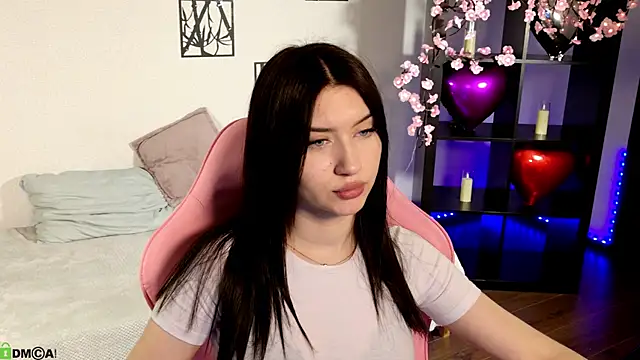 Sugar Kitten12 online show from 6, 4, 2026